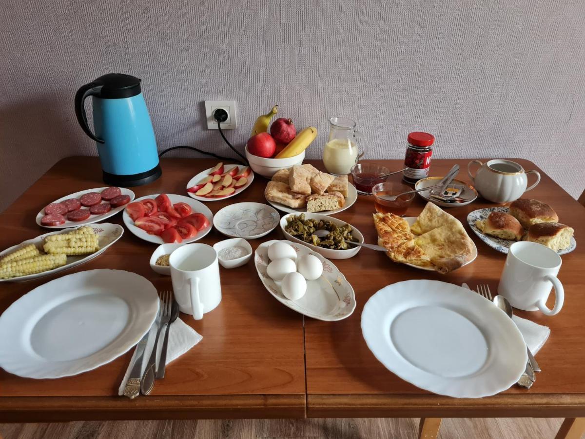 Guest House Goshtela Mestia Kültér fotó