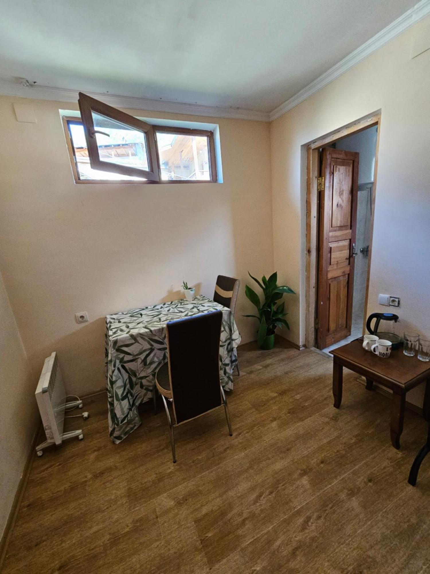 Guest House Goshtela Mestia Kültér fotó